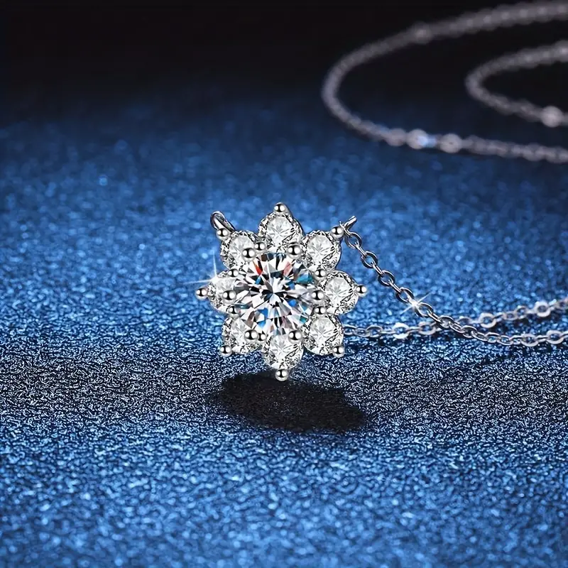 Moissanite Necklace: A Sparkling Alternative to Diamond