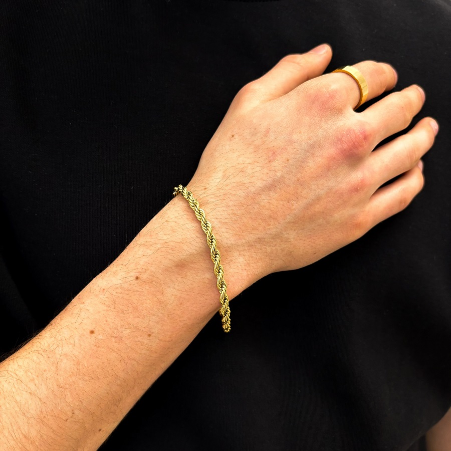 Gold Rope Bracelet: Craftsmanship and Luxury