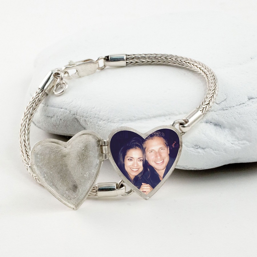 Locket Bracelet: Personalized Keepsakes